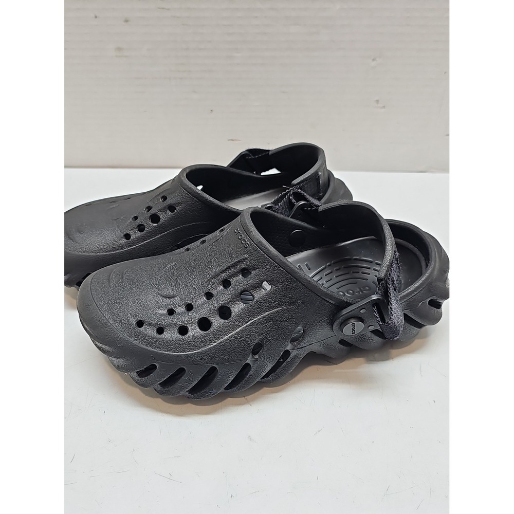 Crocs Echo Clogs Juniors Size 3 Black Comfort Fully Molded Sport Sandal